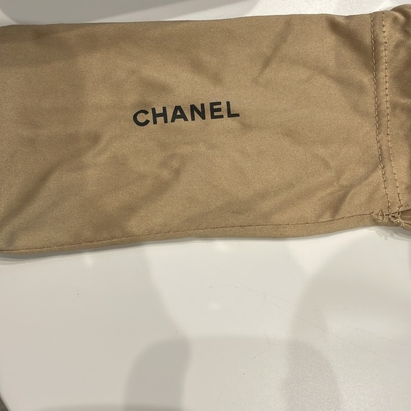 Chanel aviator sunglasses - Picture 5 of 13